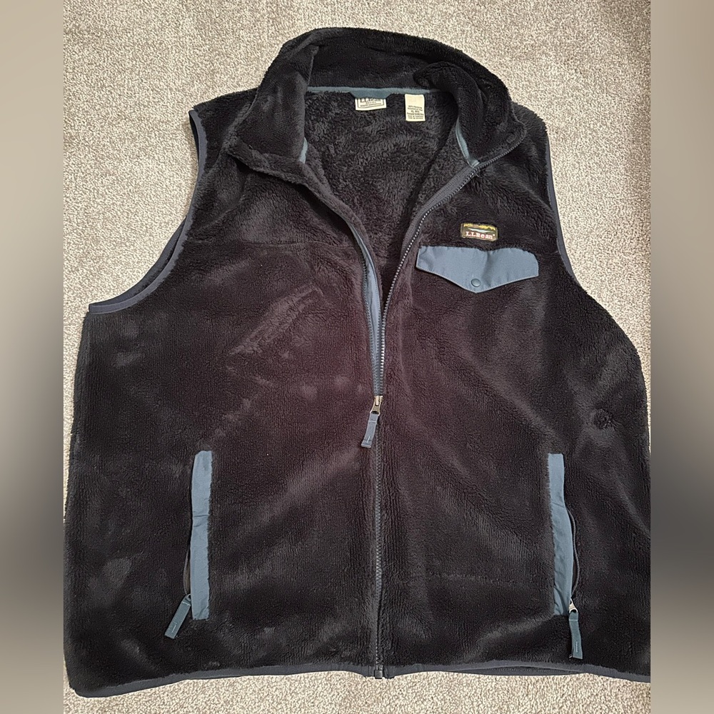 EUC LLBean men’s Sherpa vest